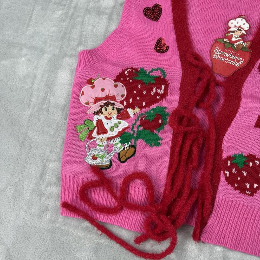NWT Strawberry Shortcake Knit Vest Pink Y2K Heart Valentine Girlhood Wmns Size S - Picture 8 of 9
